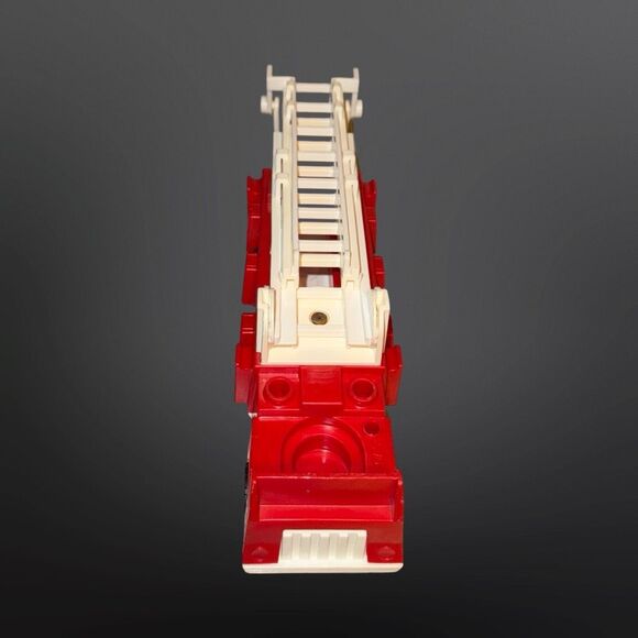 Vintage 1980s Fisher-Price Firetruck Firemen & Puppy Dog Set Red Black White - Picture 10 of 15
